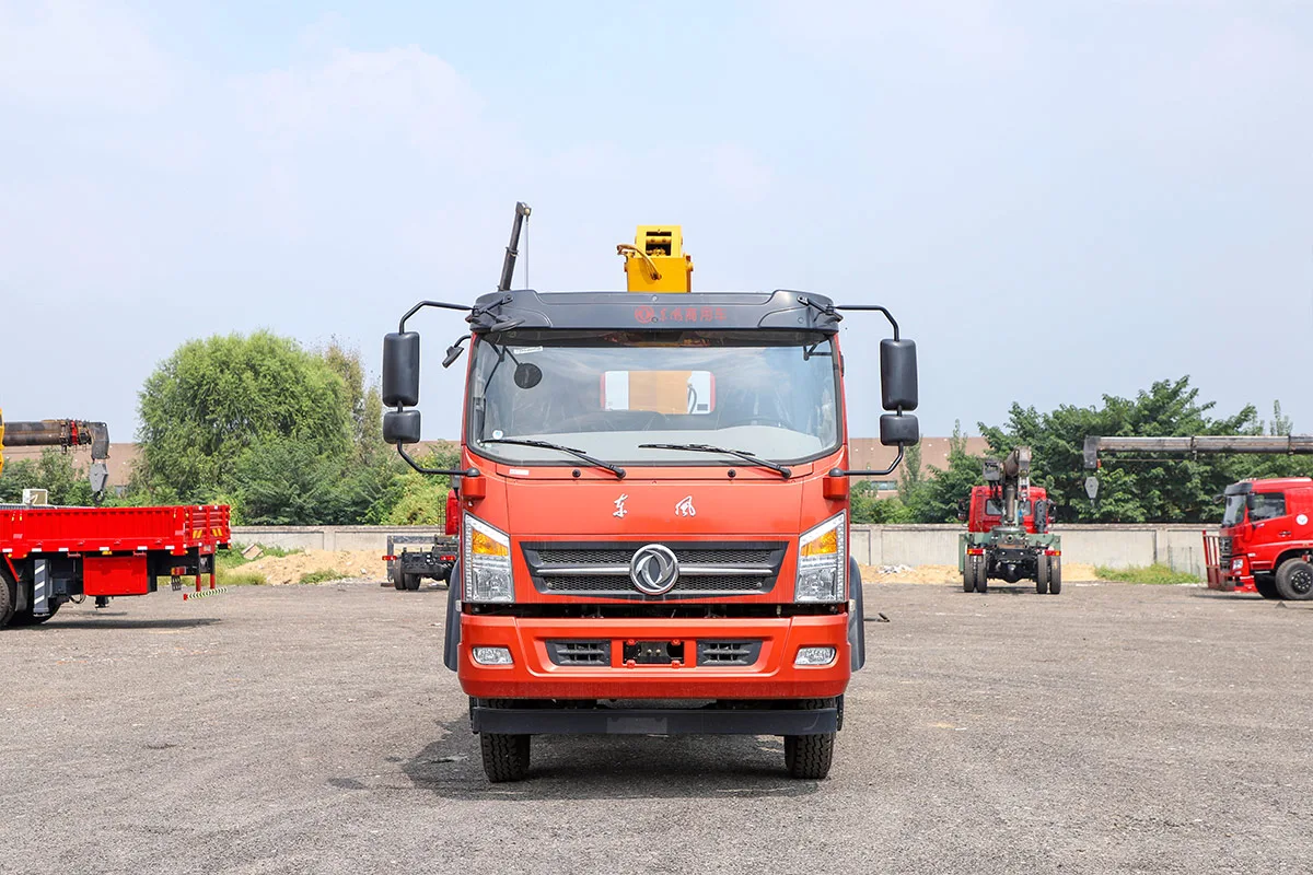 6300KG Truck With Crane detail view 6