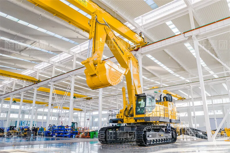 Excavator Factory detail view 1