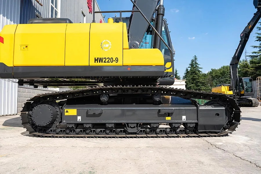 PS-220 Crawler Excavator detail view 3