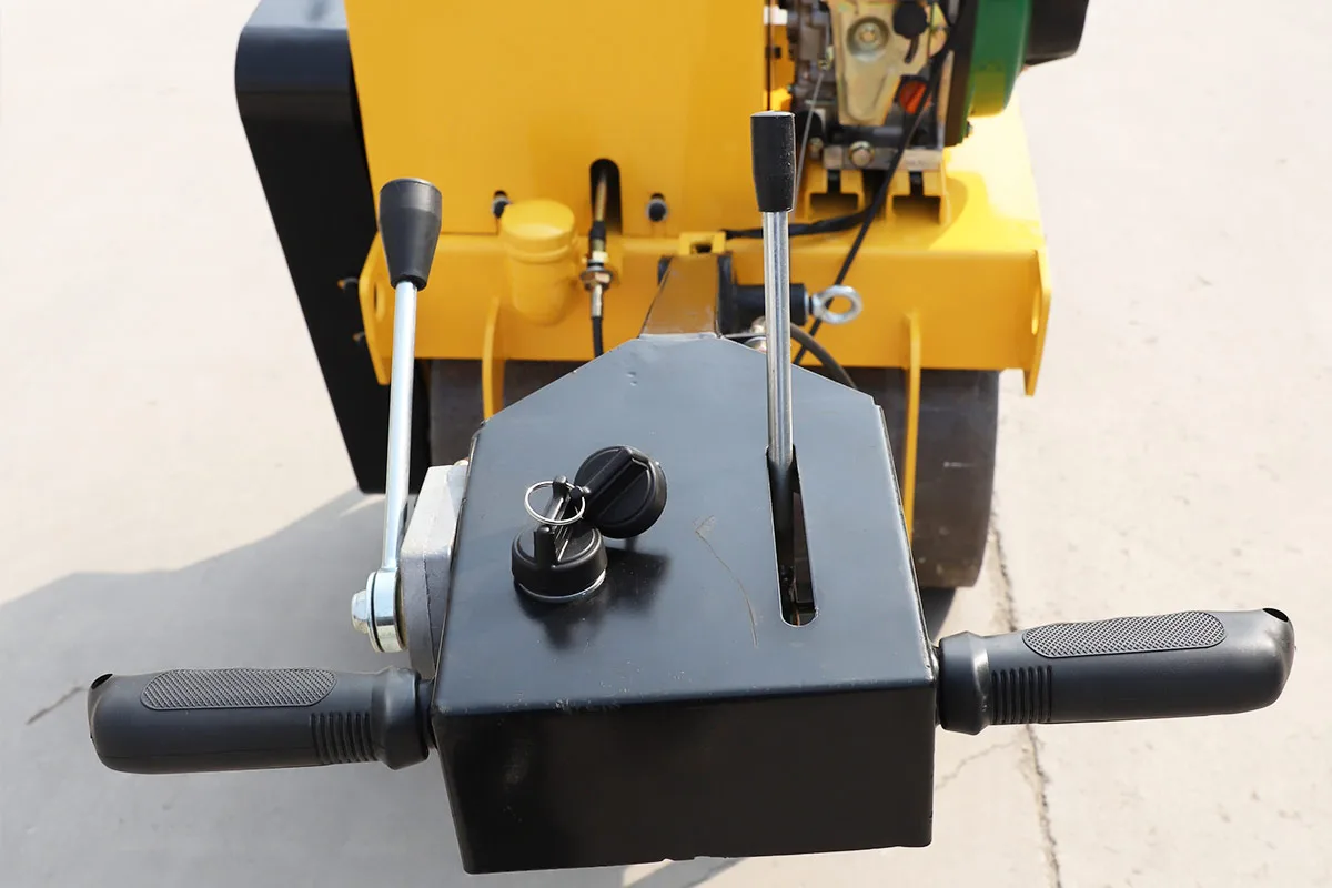PS-600C Road Roller detail view 6