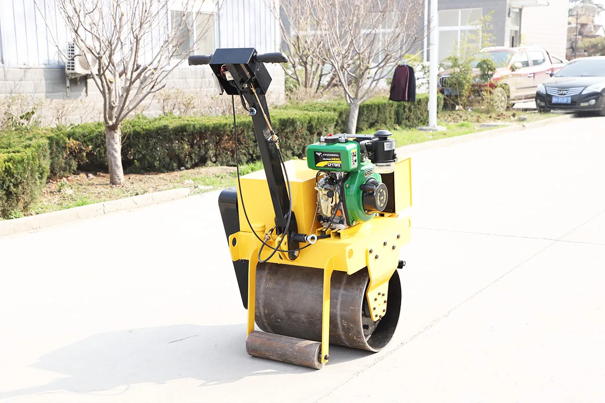 PS-700C Road Roller detail view 2