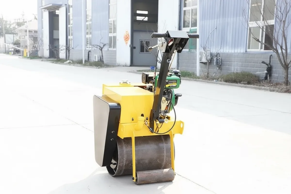 PS-700C Road Roller detail view 3