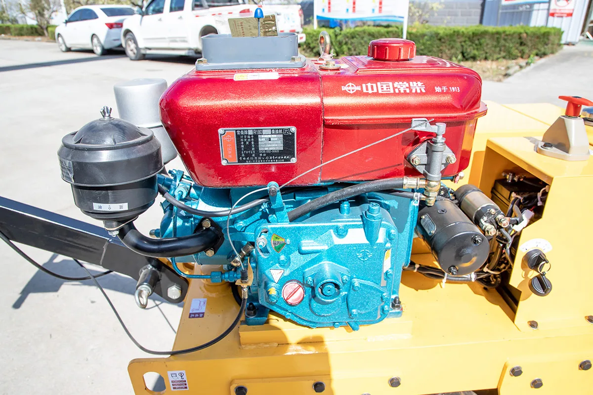 PS-S600 Road Roller detail view 6