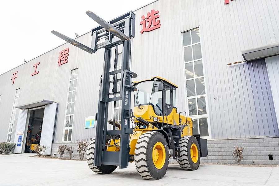 PS-T100A All-terrain Forklift — All-terrain Forklifts supplied by Jining Pinsheng Machinery