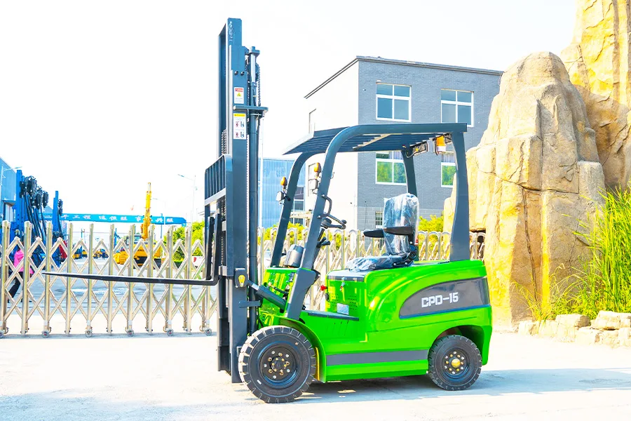 PS1.5T Electric Forklift detail view 2