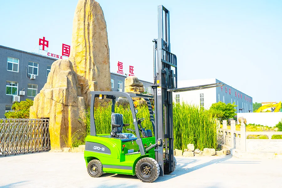 PS1.5T Electric Forklift detail view 3