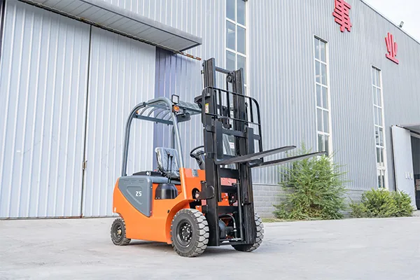 PS2.5T Electric Forklift detail view 2