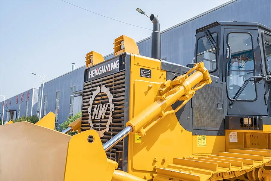 PS22D Bulldozer detail view 4