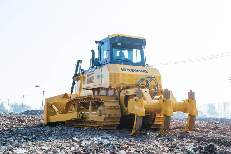 PS26D Bulldozer detail view 2