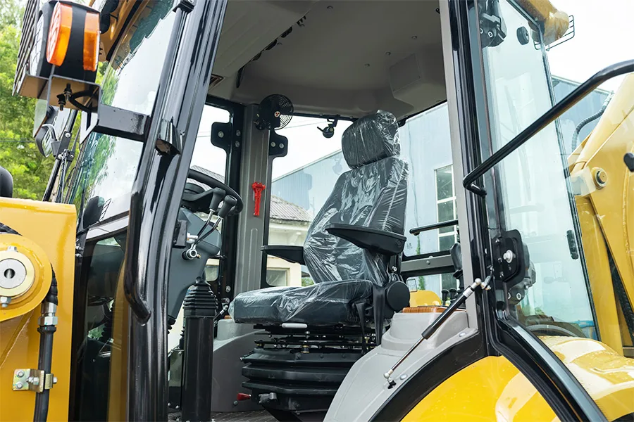 PS40-28 Backhoe Loader detail view 5