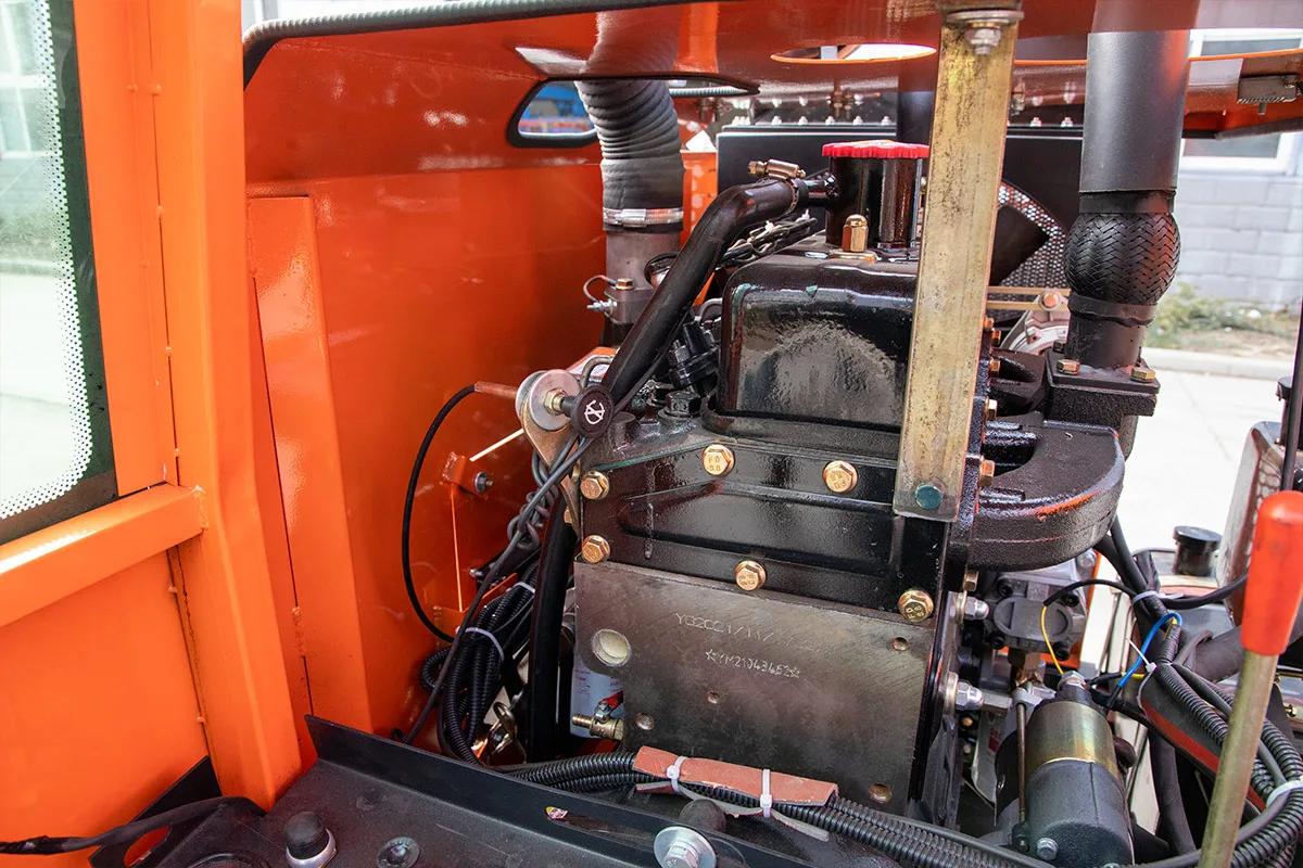 PS5000L Crawler Dumper detail view 3