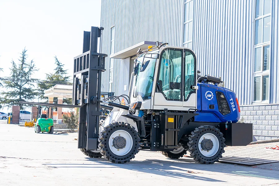 PSC-30 All-terrain Forklift detail view 2