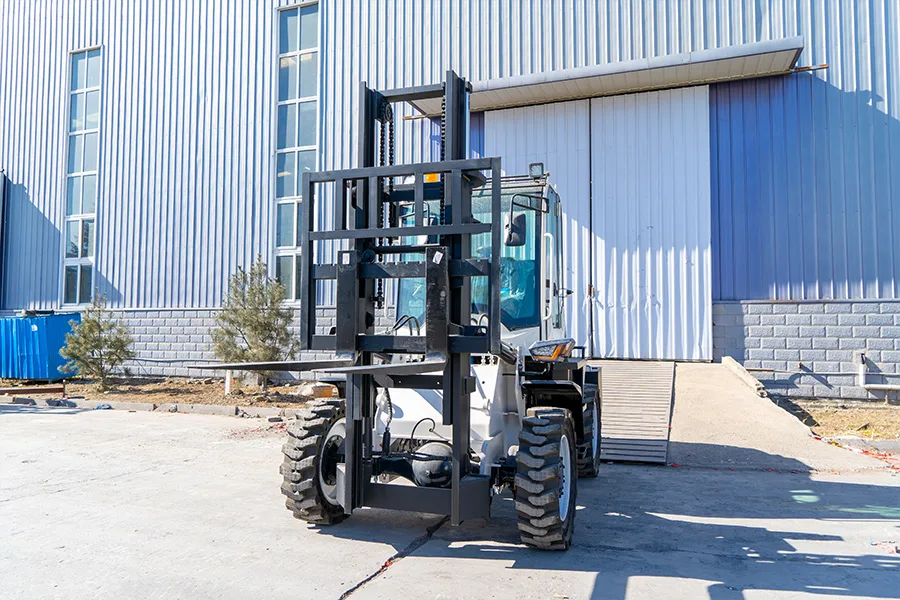 PSC-30 All-terrain Forklift detail view 4