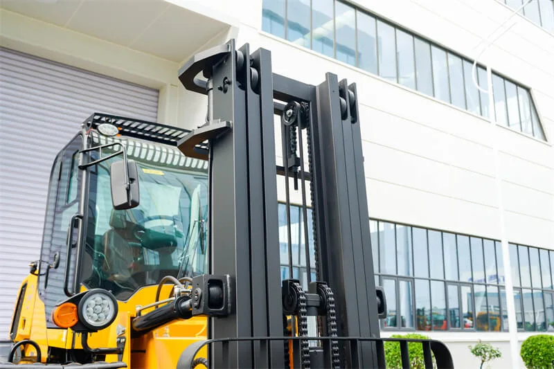 PSC-60 All-terrain Forklift detail view 6