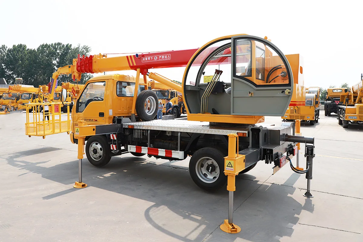 PSFT-5T Truck Crane detail view 3