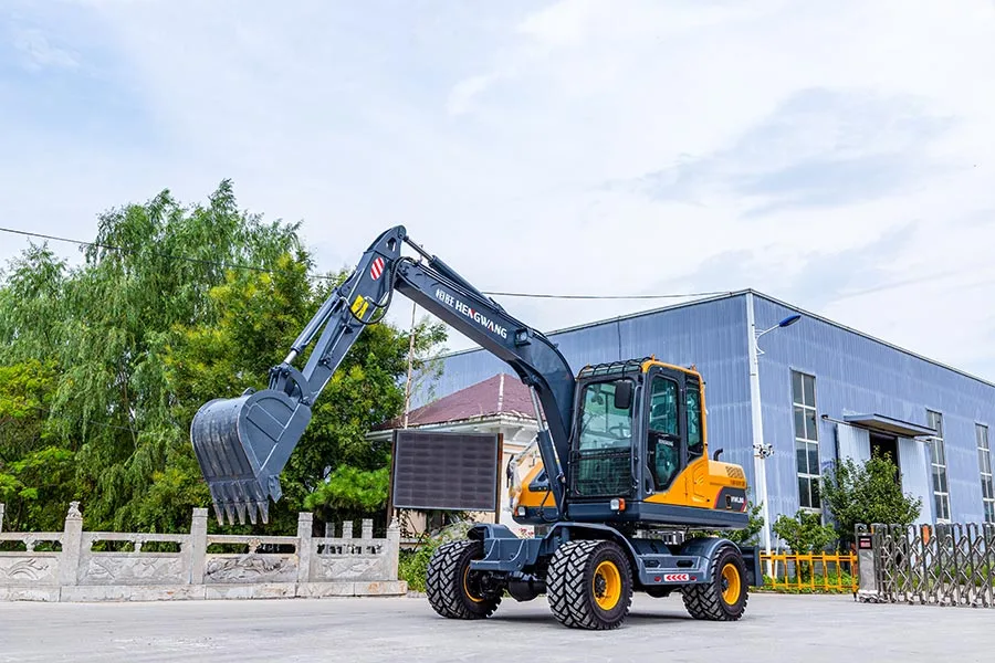 PSL80 Wheel Excavator detail view 2