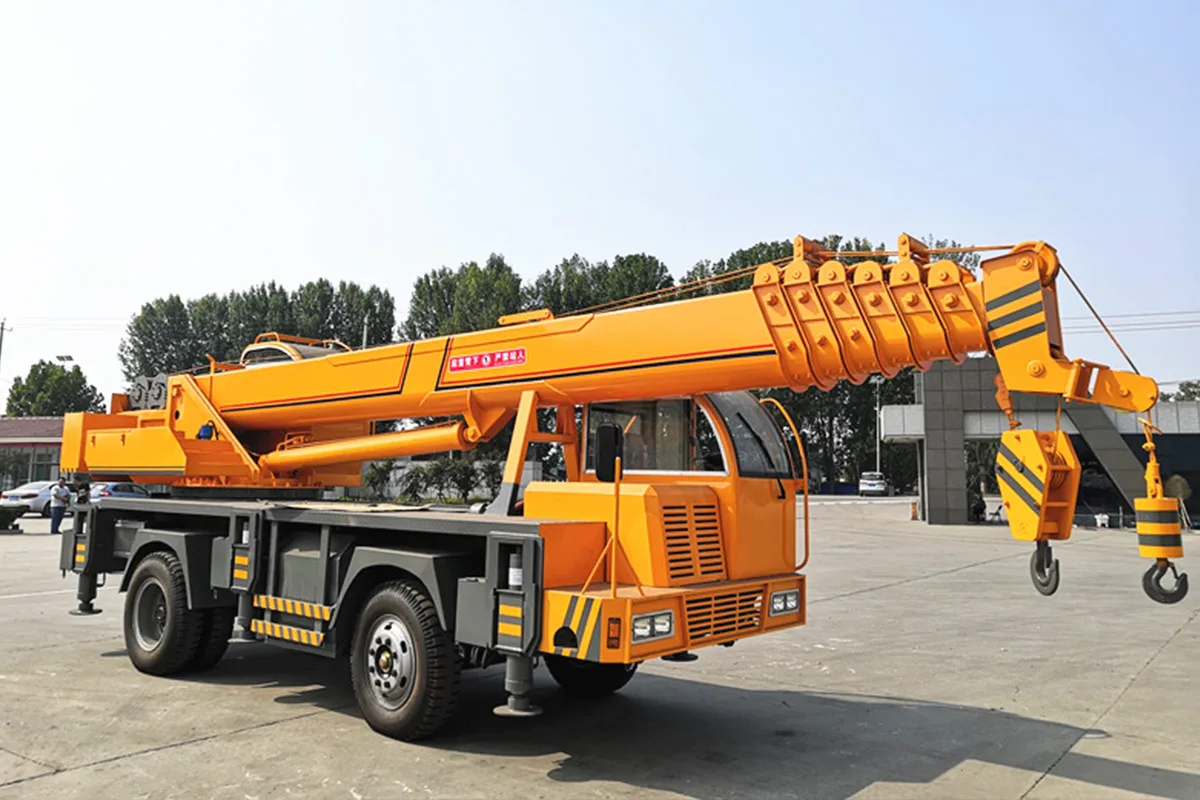 PSQY16T Self-made Truck Crane detail view 5