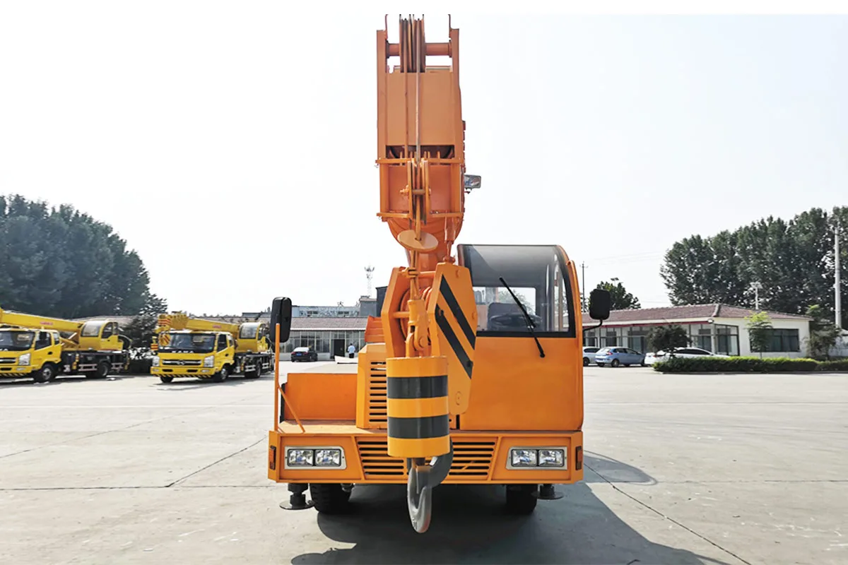 PSQY16T Self-made Truck Crane detail view 6