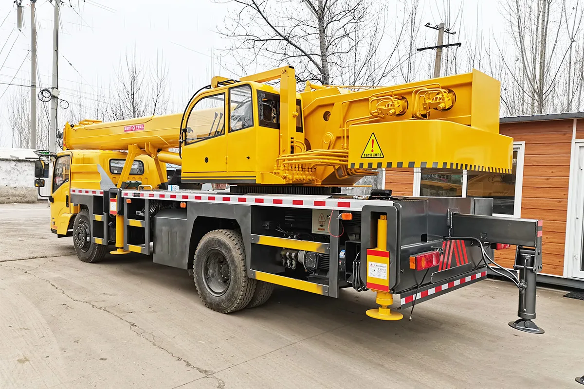 PSQY16T Truck Crane detail view 4