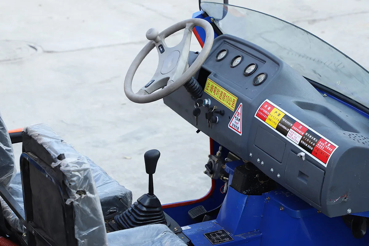 Tricycle-Mounted Concrete Mixer Truck detail view 2